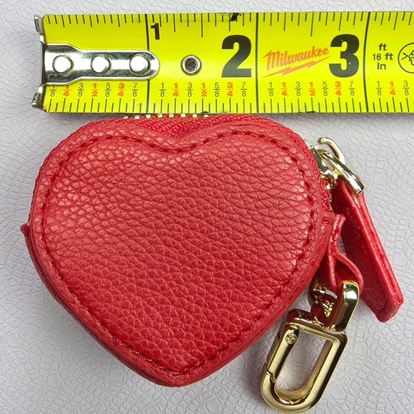 Burgundy Red Leather Heart Coin Purse Keychain Zipper Mini Pouch New - Picture 2 of 10